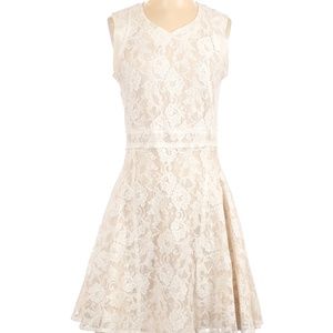 Z Spoke Lace Cocktail Dress, Size 4, Ivory